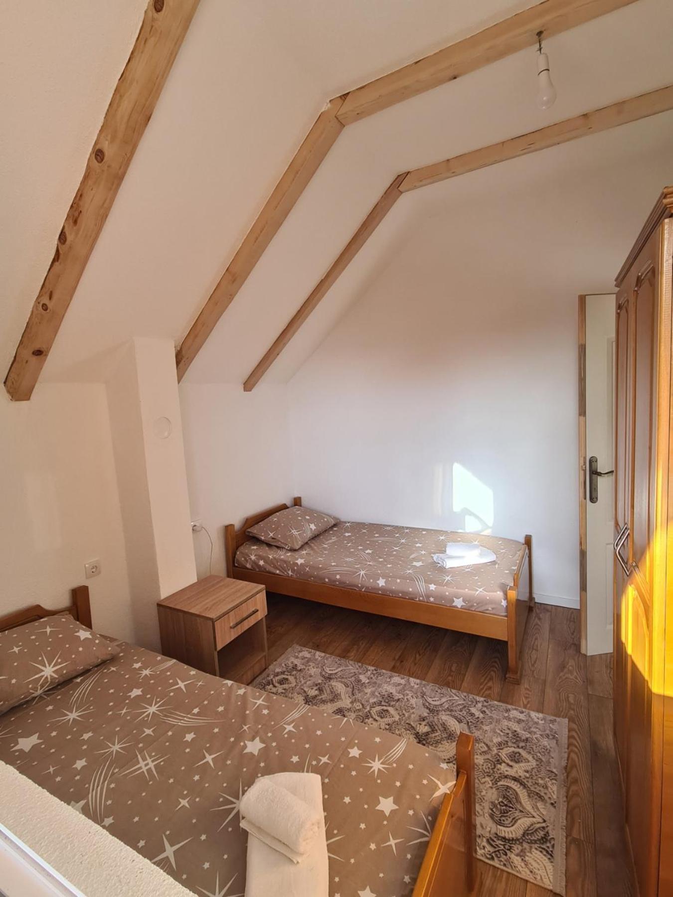 Bungalows Malagic Gusinje Экстерьер фото