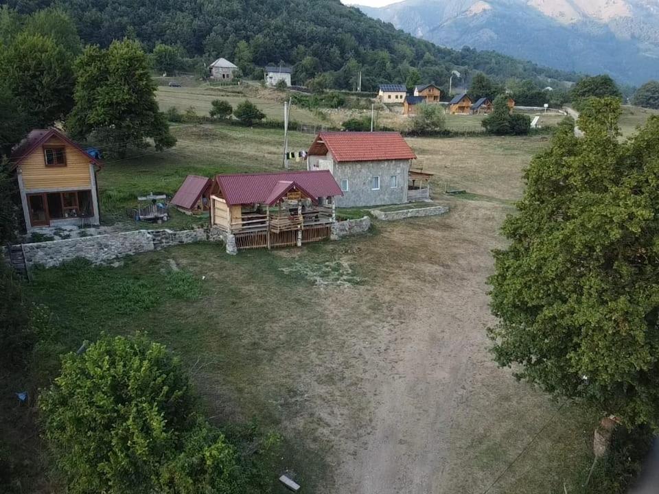 Bungalows Malagic Gusinje Экстерьер фото
